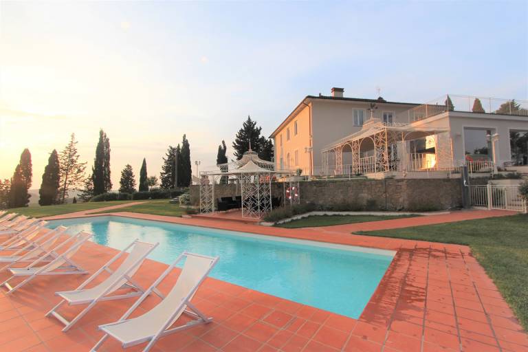 Exclusive, luxurious Villa. Unique location near Certaldo in Certaldo