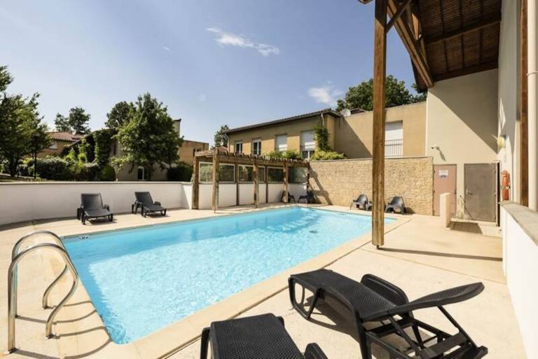 Charming apartment with patio | Pet-friendly in Dardilly