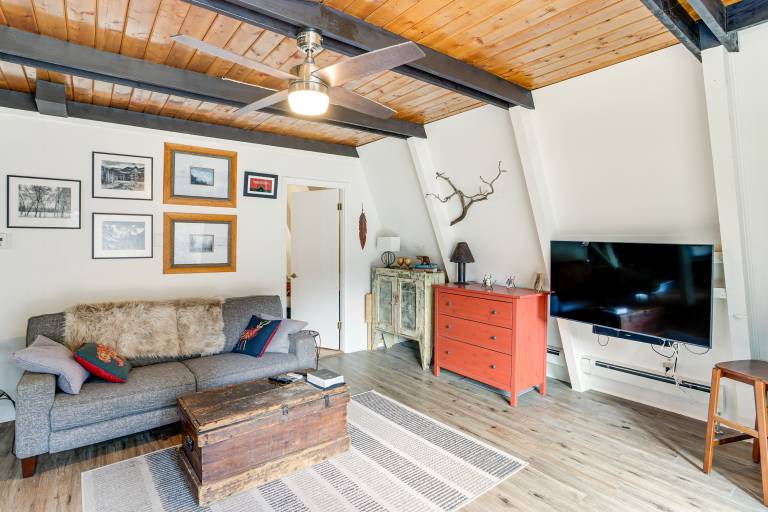 The Switzerland of America Downtown Ouray Cabin! — photo 5