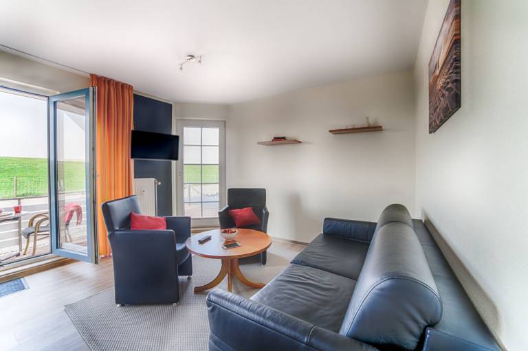 Fully equipped nice rental apartment with patio | Close to the beach | Pet-friendly — photo 2