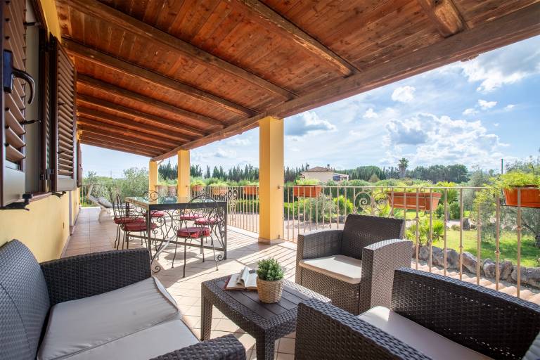 Apartment 'Villa Sorrentina - Suite Edera' with Private Terrace, Wi-Fi and Air Conditioning — photo 2