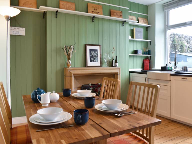 Child-friendly lovely cottage with yard | River view | Pet-friendly — photo 4