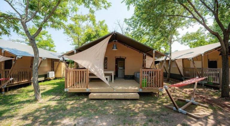 Tent with pool, garden & terrace | Pet-friendly — photo 5