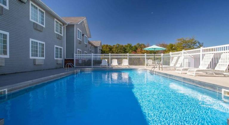 Days Inn by Wyndham Mountain Home — photo 2