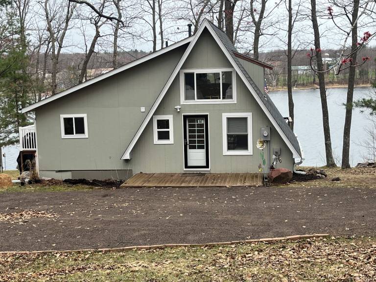 Cabin  Luck