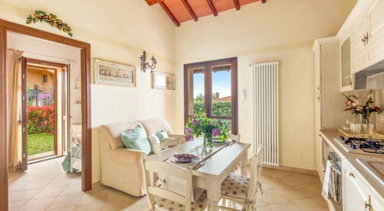 House with pool in Radicofani