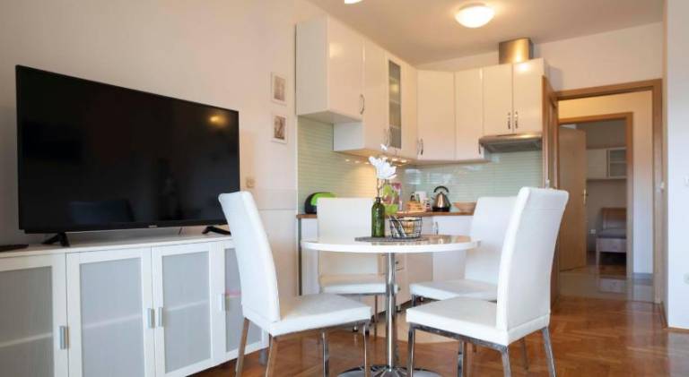 Apartment | Beach nearby | Pets allowed — photo 4