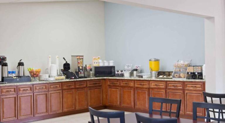 Rodeway Inn Charlotte Airport Area — photo 4