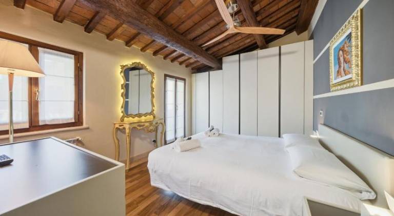 Apartment | Near Juliet — photo 2