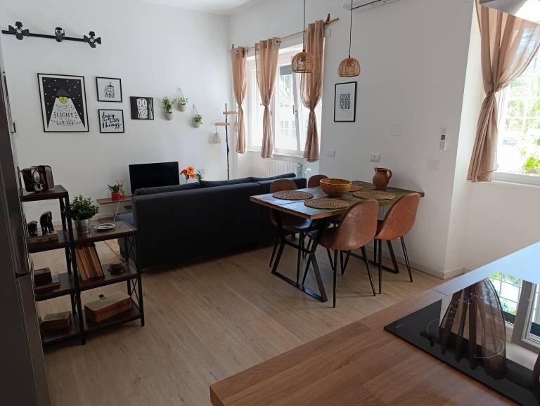 Rental apartment with yard | Garden view — photo 5