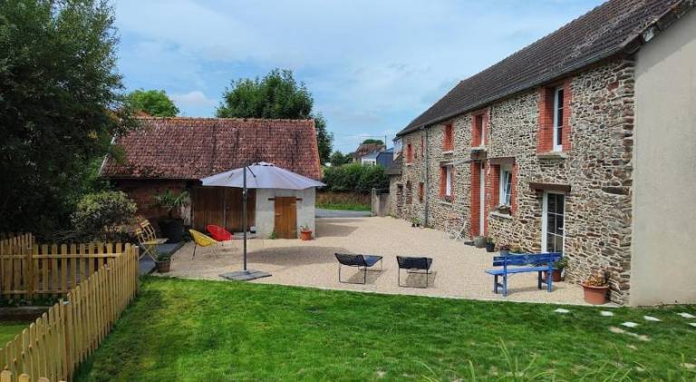 House with 5 rooms for 9 persons in Bayeux