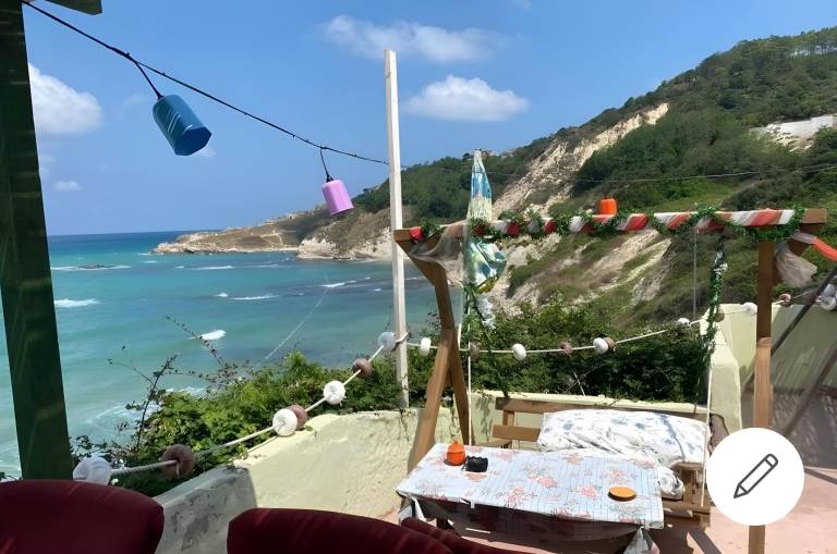 Havalimanına yakın deniz manzaralı özel oda — photo 4