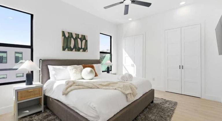 Big vacation home | Pets are welcome — photo 2