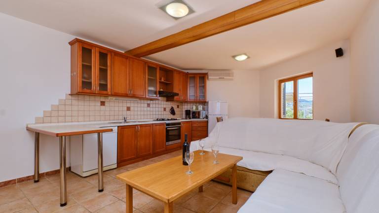 Apartment Mediera sea view 3 by Villas Guide — photo 4
