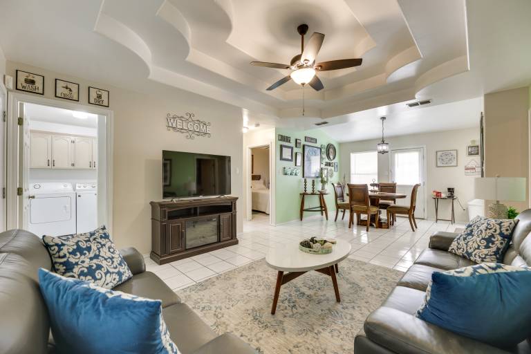 Pet-Friendly Edinburg Apartment with Pool Access! — photo 5