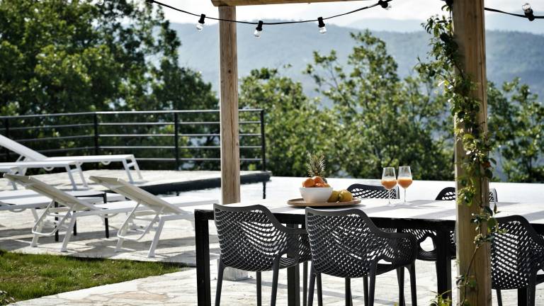 Villa with infinity pool in Piedmont mountains — photo 2
