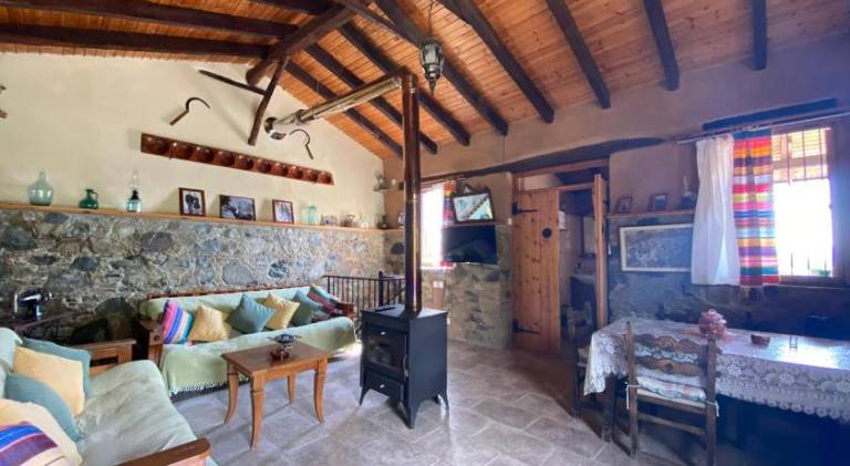 House with 5 rooms for 12 persons — photo 2