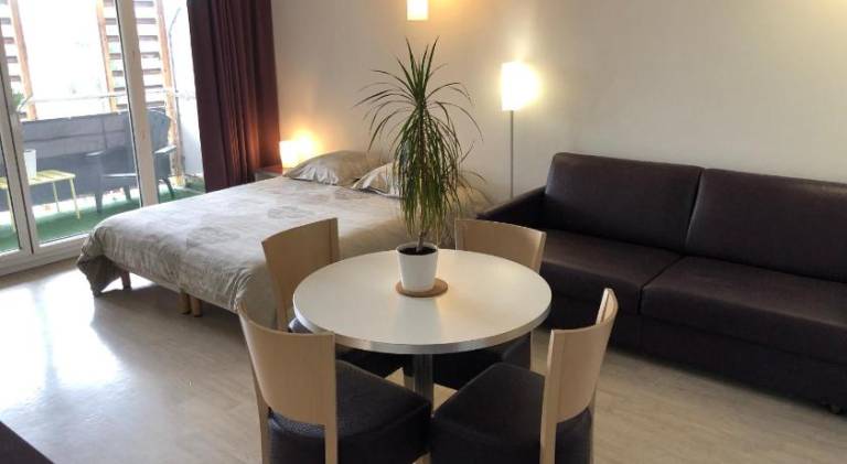 Holiday apartment with 1 room for 4 persons in Lourdes