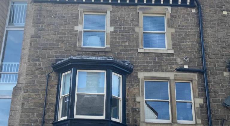 Rental apartment with jacuzzi in Buxton