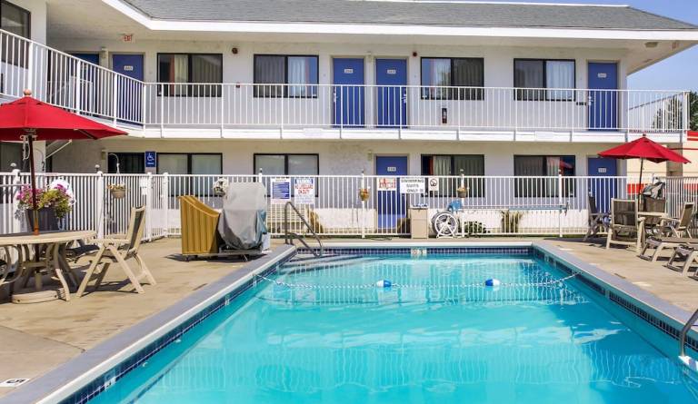 Motel Medford