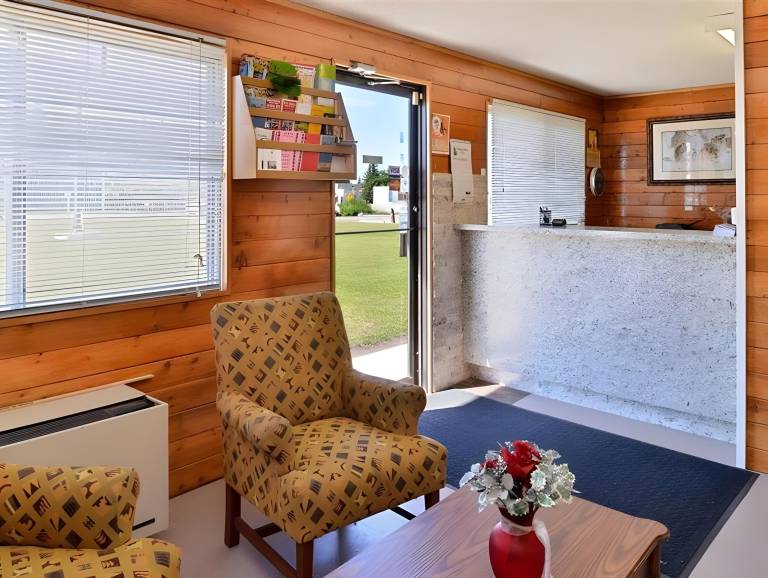Motel8 — photo 3