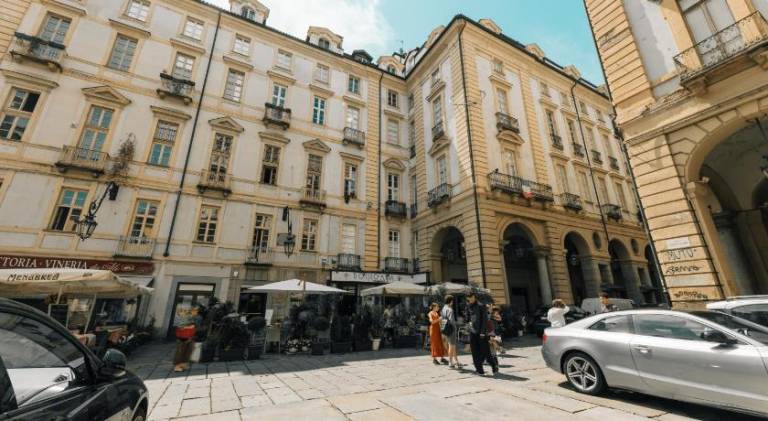 B-Homy - Palazzo Reale Apartments — photo 4