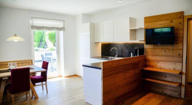 Apartment with terrace, pool & sauna — photo 4