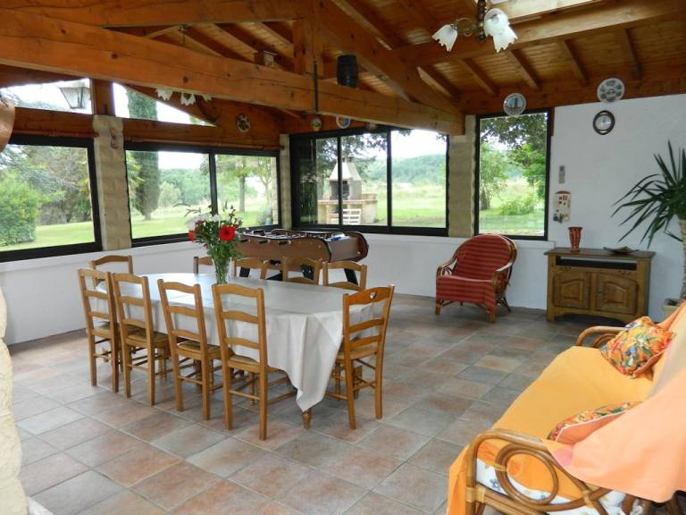 Gite with garden, grill & patio — photo 2