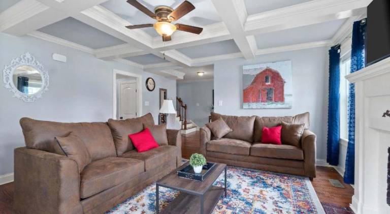 Spacious vacation home | Dogs allowed in Clarksville, TN