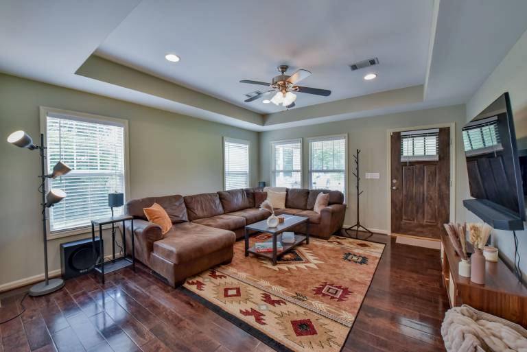 Overtime Outpost - Bama Vacation Rentals — photo 5