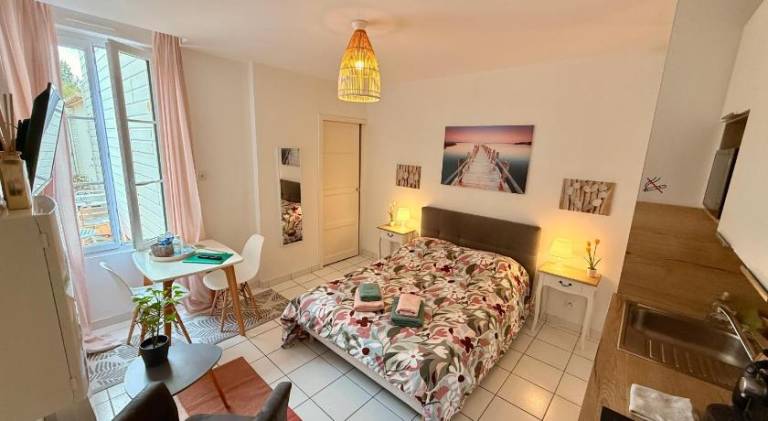Holiday apartment with 1 room for 2 persons in Trignac
