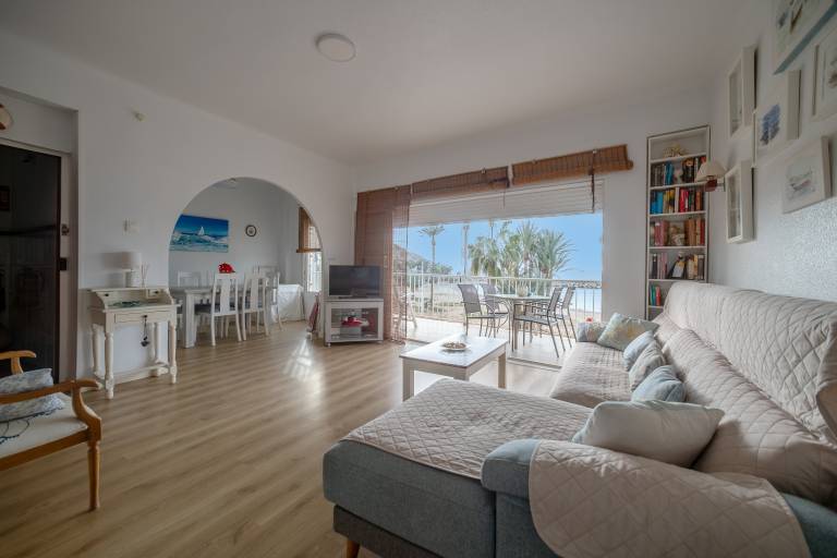 Apartment 'Piso Frente Playa De La Colonia' with Sea View, Private Terrace and Wi-Fi — photo 4