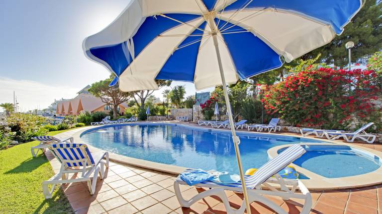 Fully equipped holiday apartment with garden, terrace & pool | Pets are welcome — photo 5