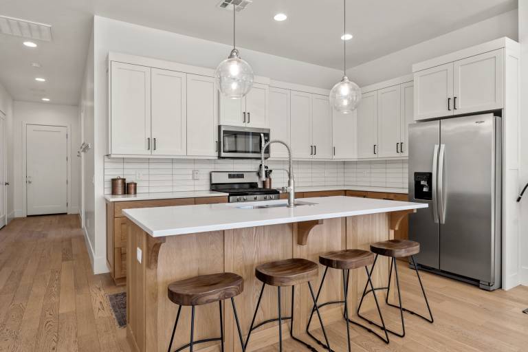 Fully equipped house with hot tub, grill & pool | Pets are welcome — photo 3