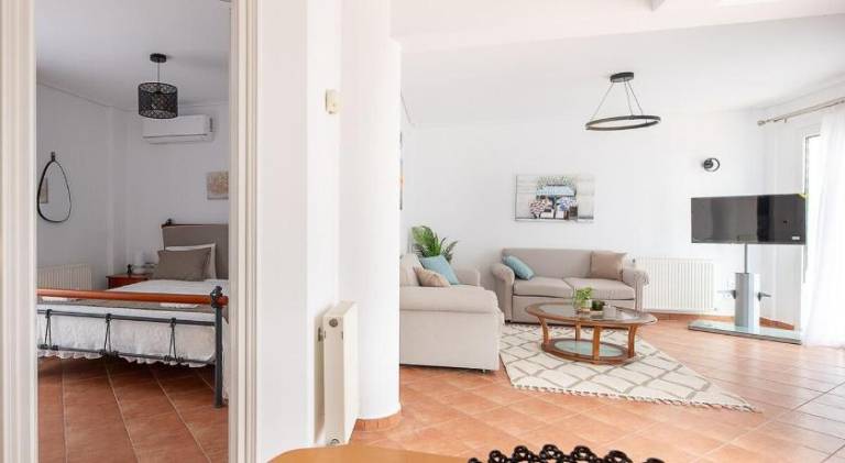 Holiday apartment with 1 room for 4 persons in Loutraki-Agioi Theodoroi
