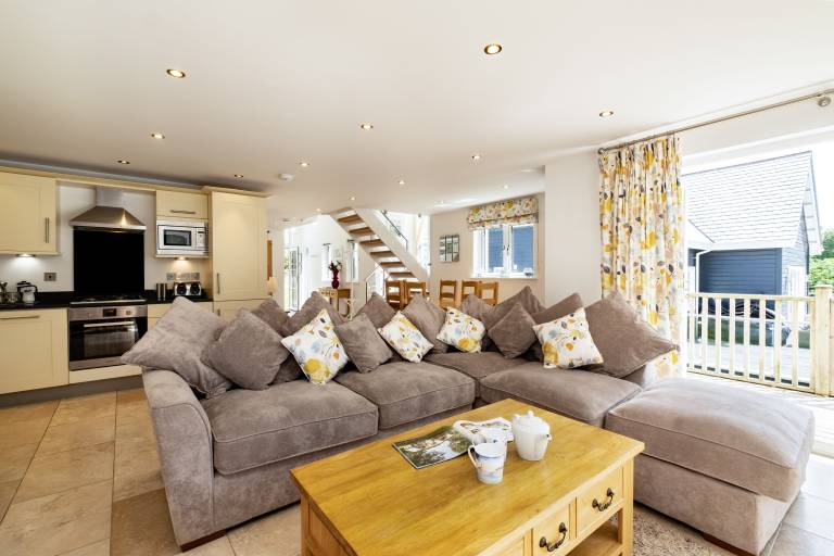 Family-friendly nice cottage with garden | Pets allowed — photo 3