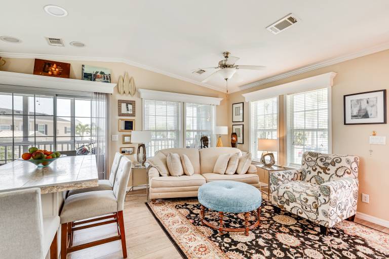 4 Mi to Beach: Fort Myers Home w/ Pool Access! — photo 5
