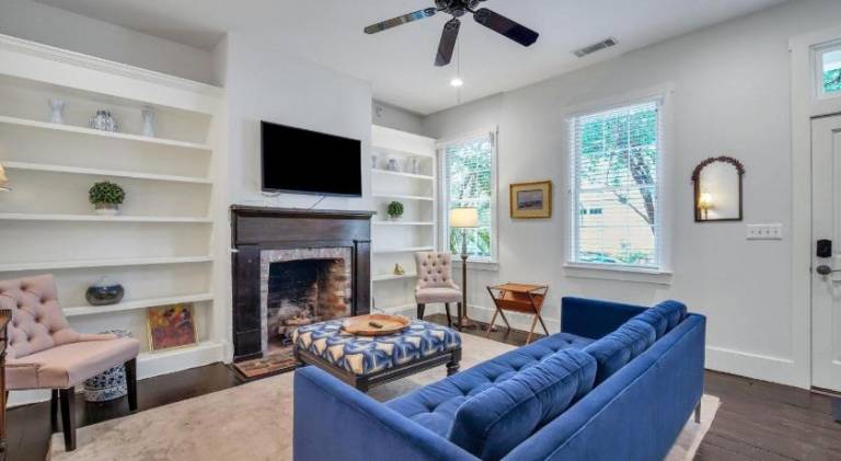 Pleasant vacation home | Perfect for remote work | Pets allowed in Savannah, GA