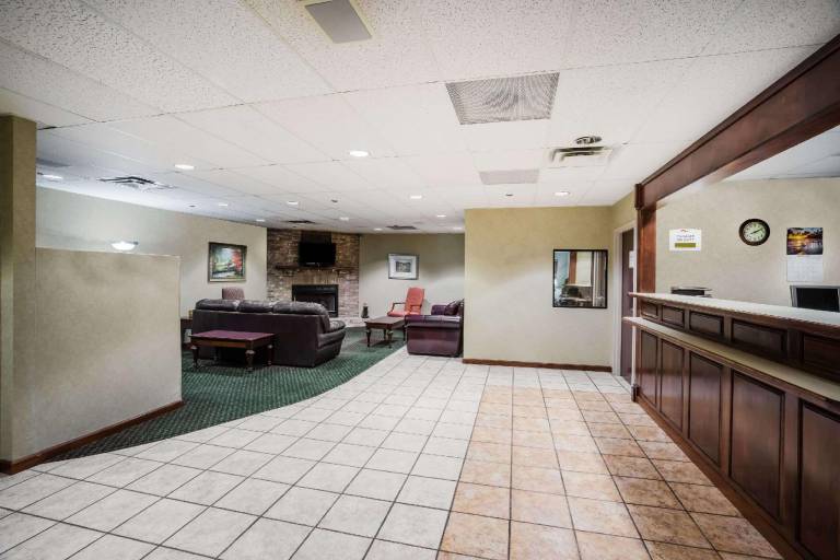 Baymont by Wyndham Johnson City — photo 4