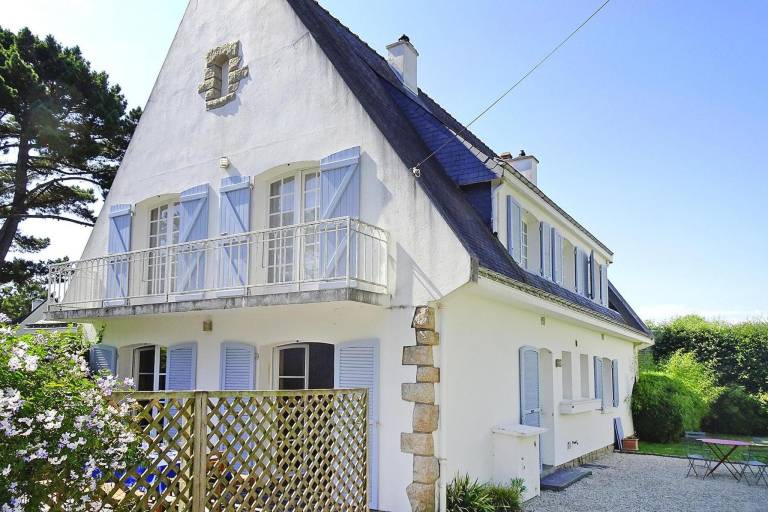 House with garden & patio in Carnac
