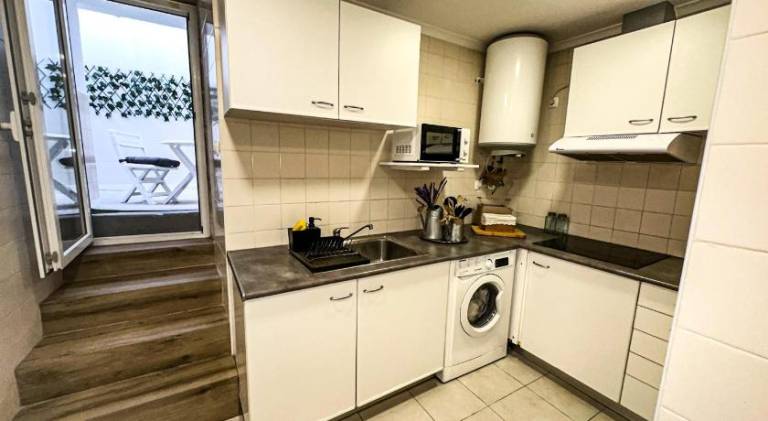 Pleasant holiday apartment with patio | Close to the beach | Pets are welcome — photo 3