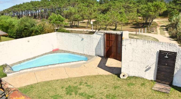 House with garden, grill & private pool | Next to the beach | Dogs allowed — photo 2