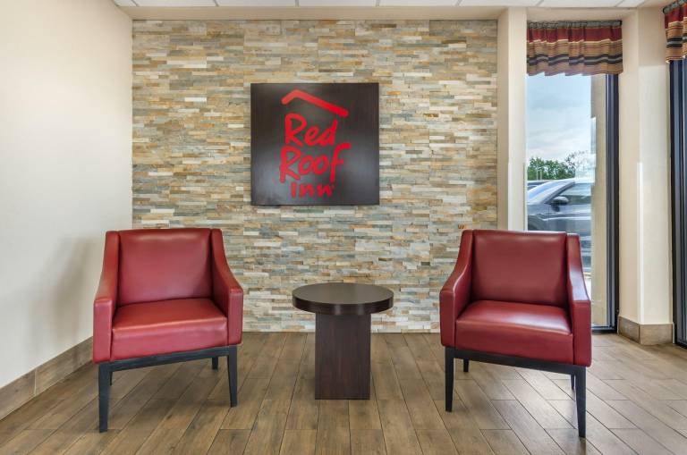Red Roof Inn Staunton — photo 4
