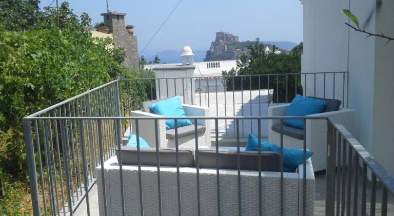 Rental apartment with 2 rooms for 6 persons — photo 2