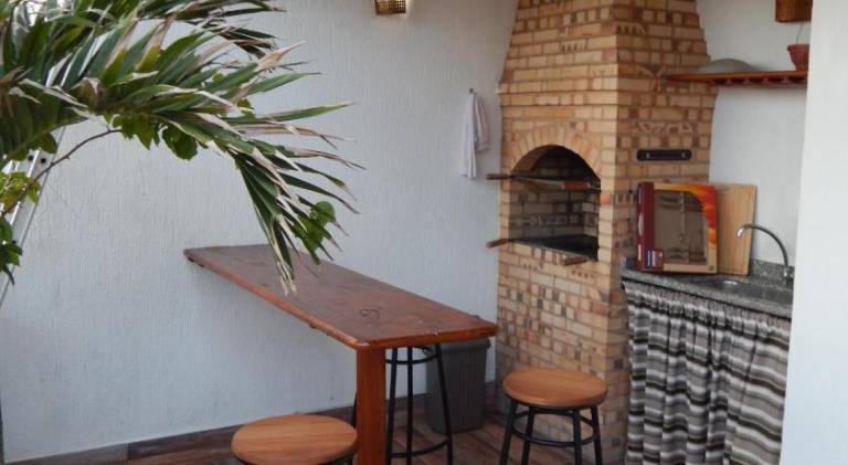 Rental apartment with yard, pool & patio | Close to the beach | Pet-friendly — photo 4