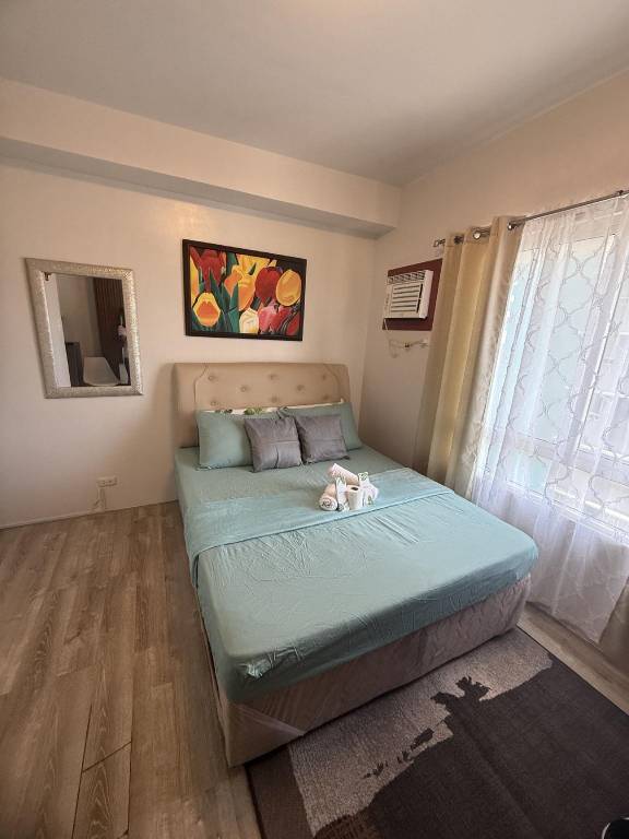 Apartment with pool, barbecue & patio in Bacolod