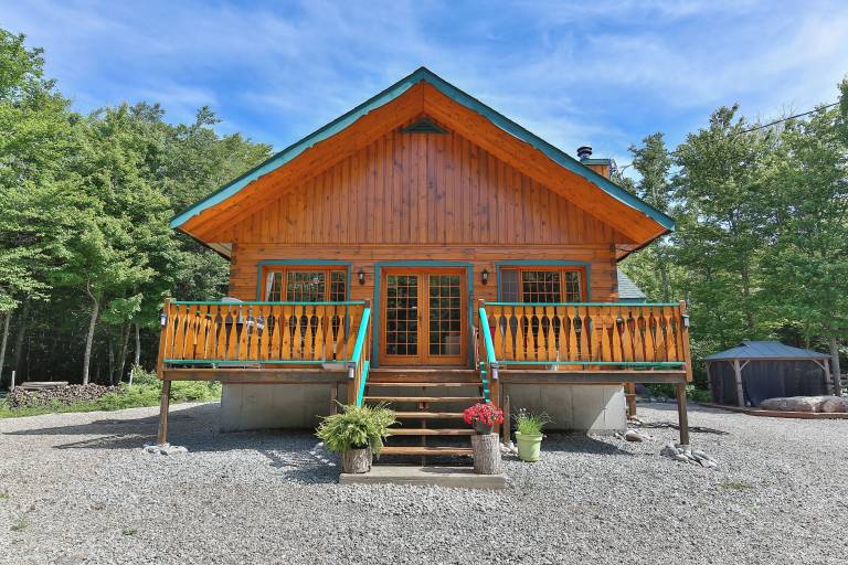 Cabin Chertsey