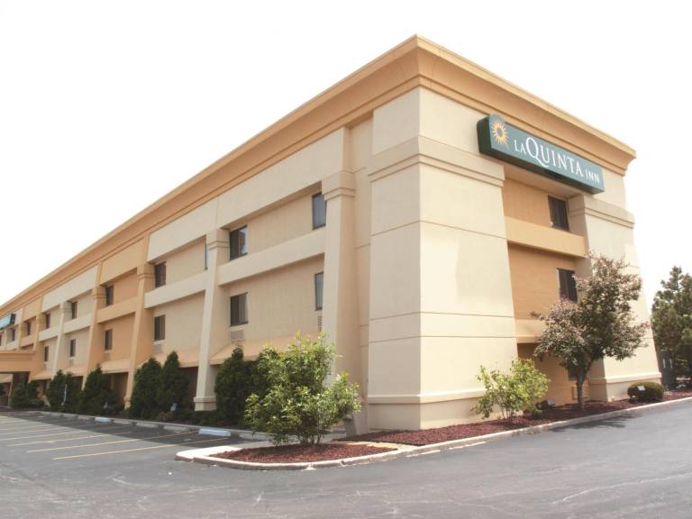 La Quinta Inn by Wyndham Milwaukee Airport / Oak Creek in Milwaukee, WI