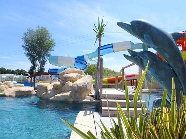 Children-friendly wonderful mobile home with patio, barbecue & heated pool | Pets are welcome — photo 2