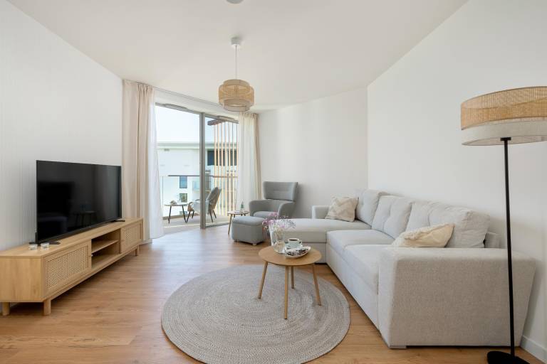 Apartment with garden, sauna & pool | Sea view — photo 4